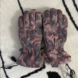 Burton Camouflage Gloves wore once size M